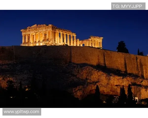 探索埃斯特旺的魅力与文化深度，揭示这座城市的独特风情与历史遗迹